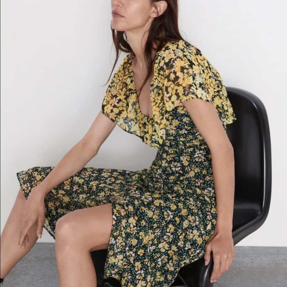 zara-yellow-green-ruffled-flutter-sleeve-midi-dress-gem